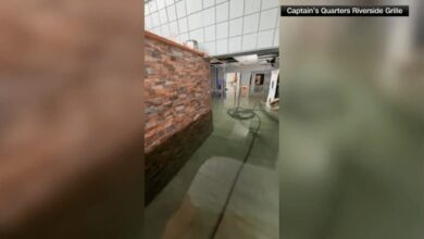 Photo of Лайфхак против наводнения: ресторан в Кентукки специально затопили пресной водой, чтобы не впустить грязные паводковые воды